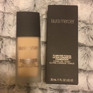 Laura mercier flawless fusion foundation